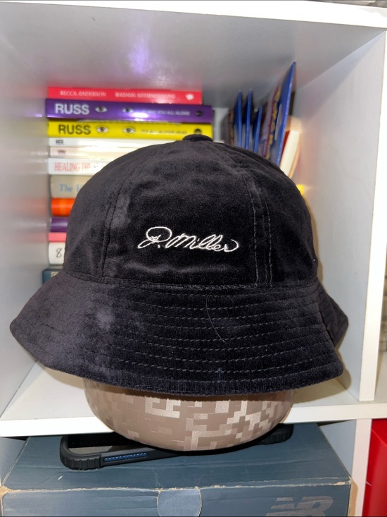 Vintage Other - 2000’s P Miller Black Velvet Bucket Hat